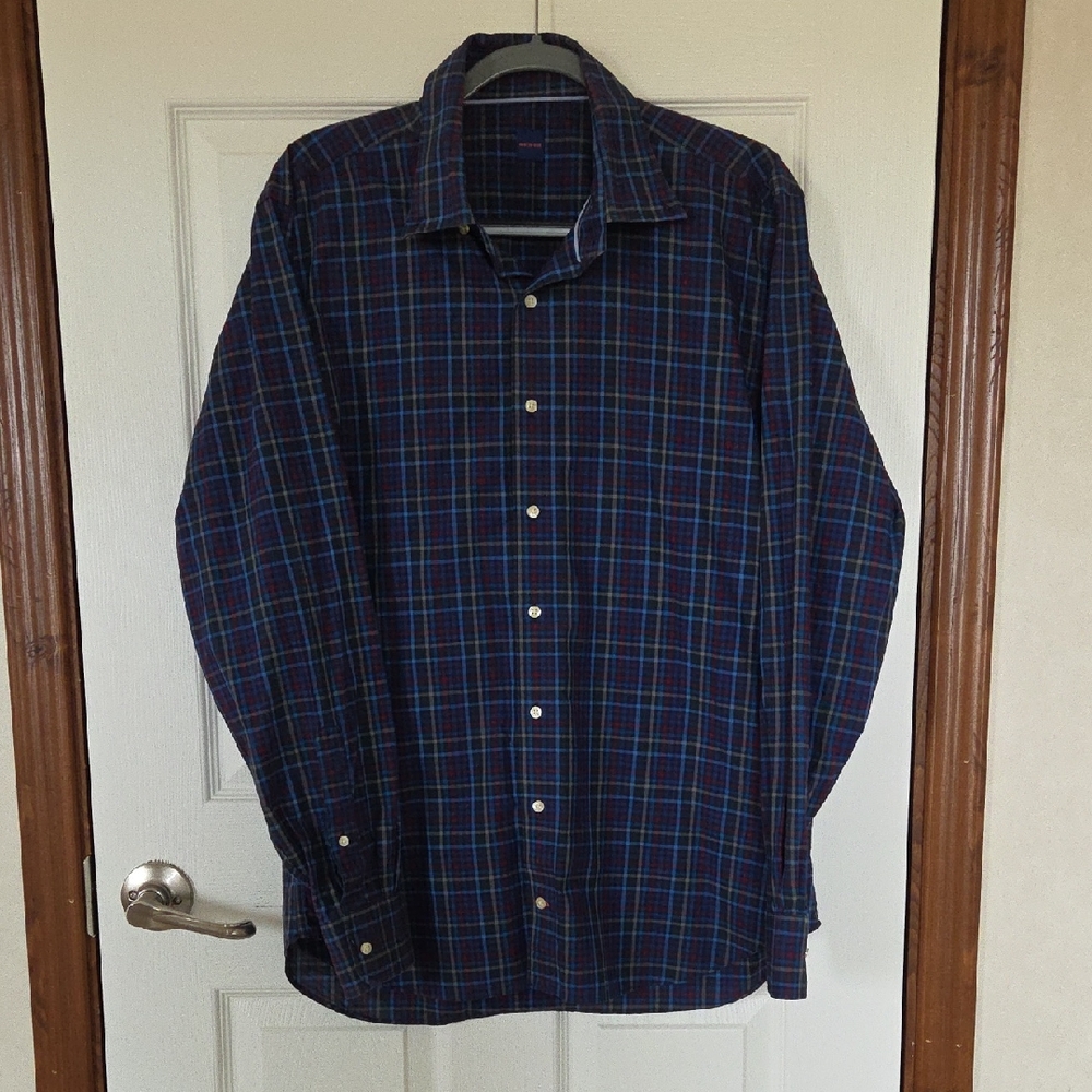 Men's Plaid Button-Up Shirt